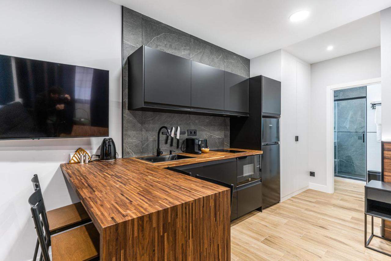 Vr Latina Apartments Madrid Exterior foto
